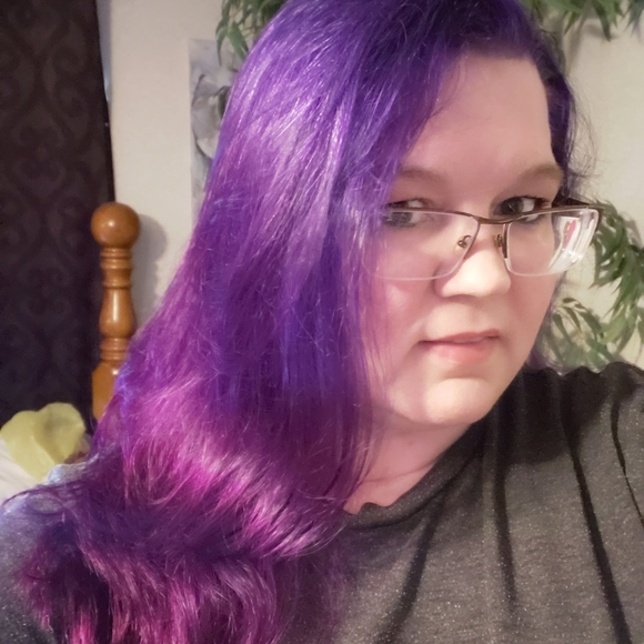 Meet your Posher, Lana - Picture 5 of 8